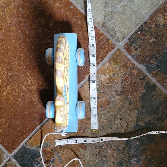 VINTAGE WOODEN TABBY CAT  PULL TOY - Picture 9 of 12